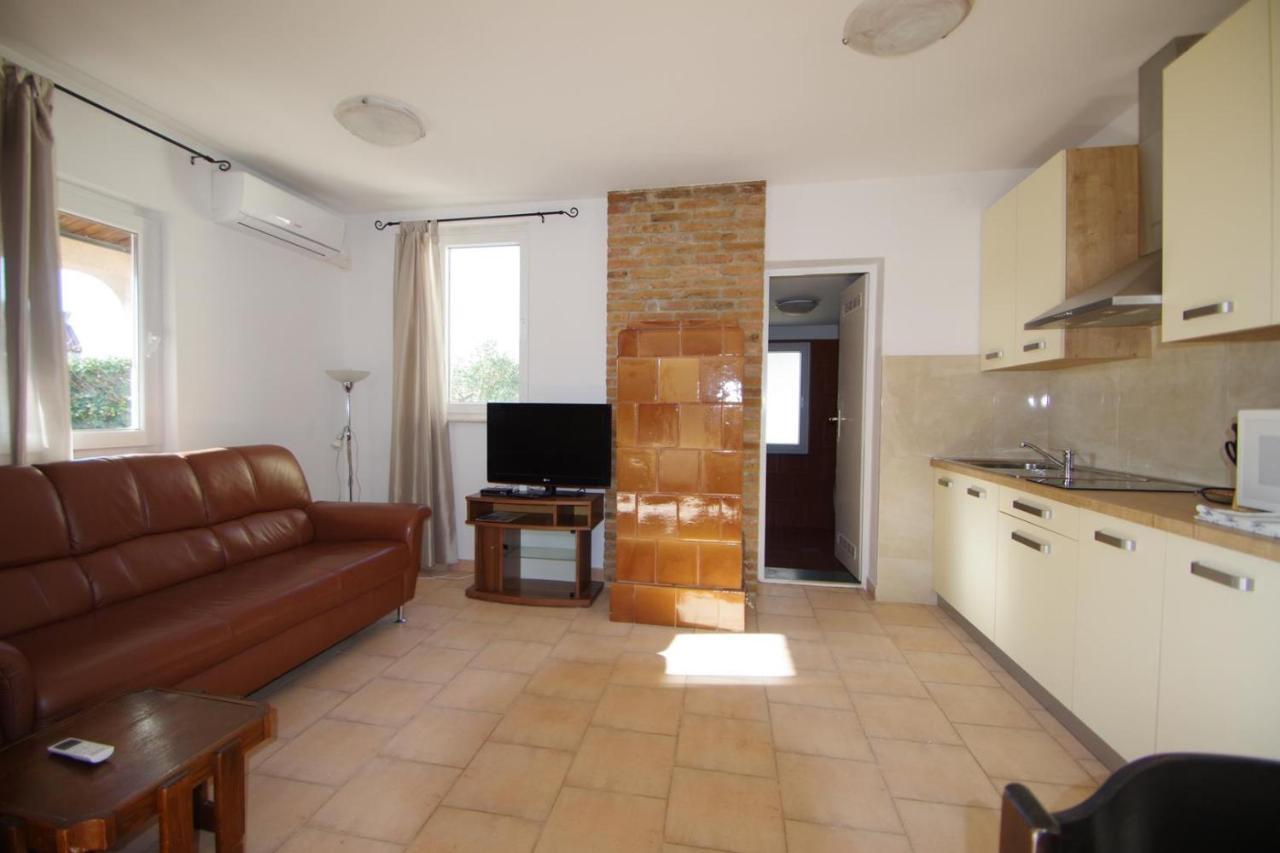 Eric Apartma Pula